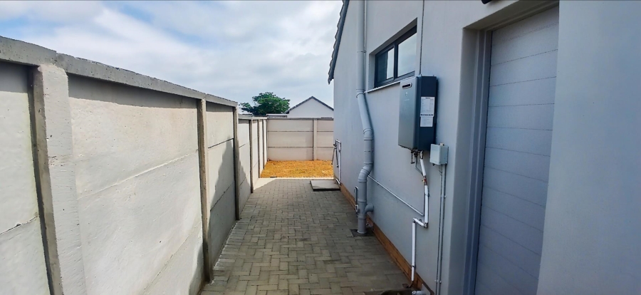 3 Bedroom Property for Sale in Pellissier Free State